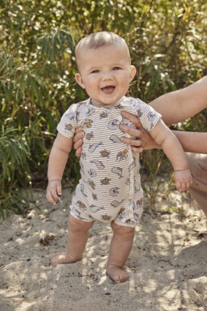 MINYMO PRINTEMPS BÉBÉ GARÇON. LA MER BARBOTEUSE BALEINE