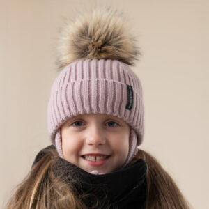Tuque en tricot mauve